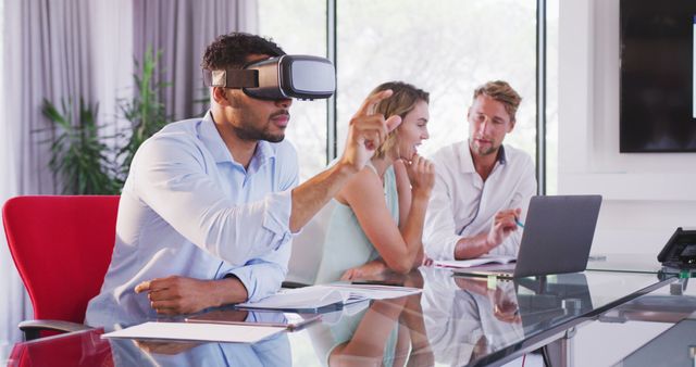 Employees Using Virtual Reality During Office Meeting - Download Free Stock Images Pikwizard.com