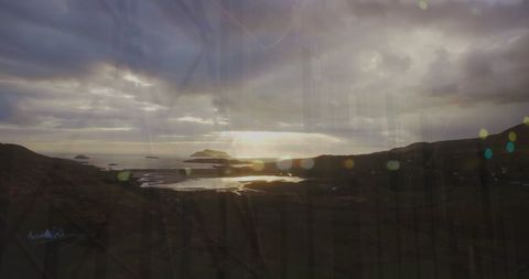 Dual Exposure of Scenic Landscape with Financial Graphs