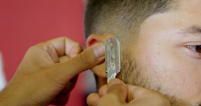 Barber Using Razor for Grooming Close-Up - Download Free Stock Images Pikwizard.com