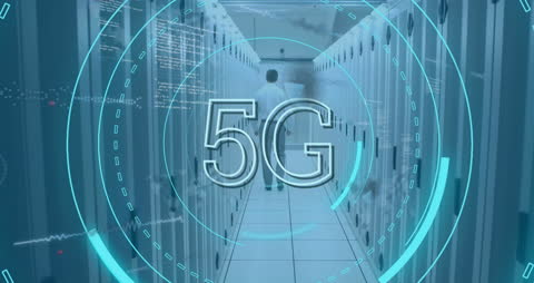 5G Technology in Modern Data Center with Engineer
