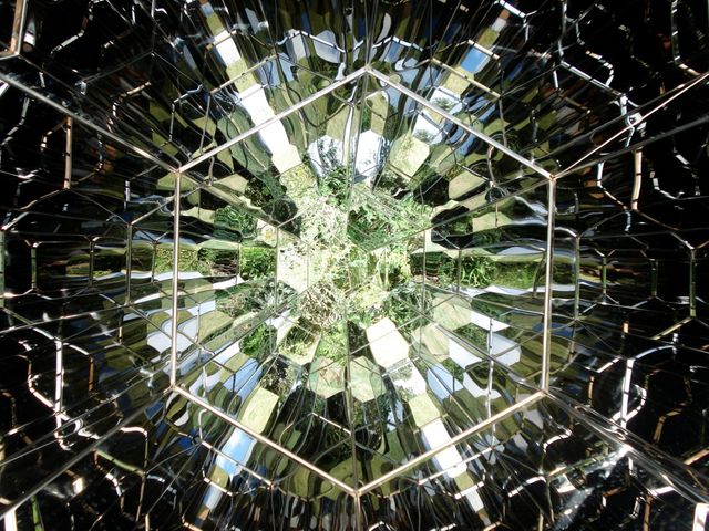 Abstract Geometric Kaleidoscope Pattern with Reflective Surfaces - Download Free Stock Photos Pikwizard.com