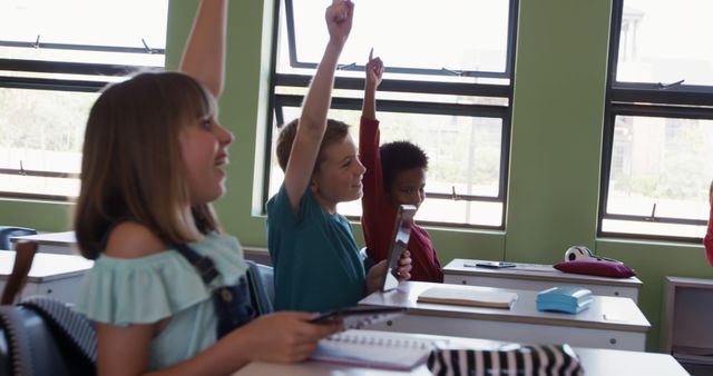 Diverse Children Actively Participating in Classroom Discussion - Download Free Stock Images Pikwizard.com