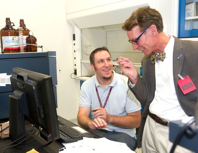 Bill Nye speaks with Aaron Burton at the Astrobiology Lab during a tour of Goddard Space Flight Center on September 8, 2011  Credit: NASA/GSFC/Bill Hrybyk  <b><a href="http://www.nasa.gov/centers/goddard/home/index.html" rel="nofollow">NASA Goddard Space Flight Center</a></b> enables NASA’s mission through four scientific endeavors: Earth Science, Heliophysics, Solar System Exploration, and Astrophysics. Goddard plays a leading role in NASA’s accomplishments by contributing compelling scientific knowledge to advance the Agency’s mission.  <b>Follow us on <a href="http://twitter.com/NASA_GoddardPix" rel="nofollow">Twitter</a></b>  <b>Like us on <a href="http://www.facebook.com/pages/Greenbelt-MD/NASA-Goddard/395013845897?ref=tsd" rel="nofollow">Facebook</a></b>  <b>Find us on <a href="http://web.stagram.com/n/nasagoddard/?vm=grid" rel="nofollow">Instagram</a></b>