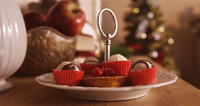 Festive Dessert Plate with Sweet Treats and Christmas Decorations - Download Free Stock Images Pikwizard.com