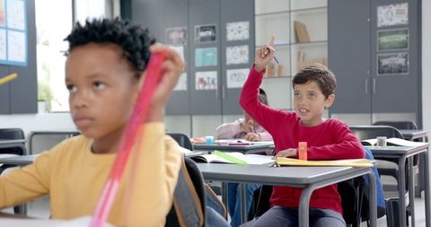 Engaged Schoolchildren in Learning Environment