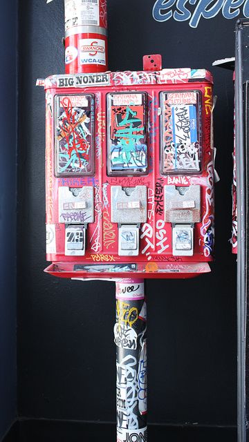 Vending machine Slot machine - Download Free Stock Photos Pikwizard.com