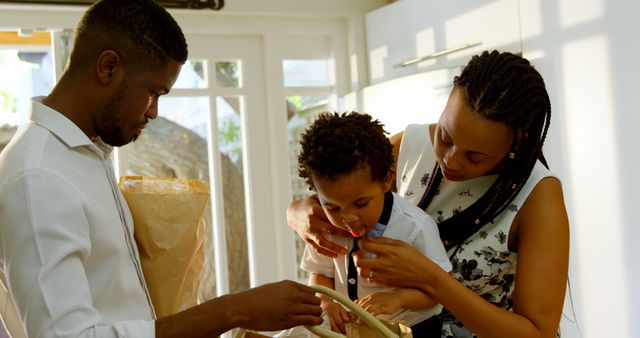 Family Enjoying Quality Time at Home in the Kitchen - Download Free Stock Images Pikwizard.com