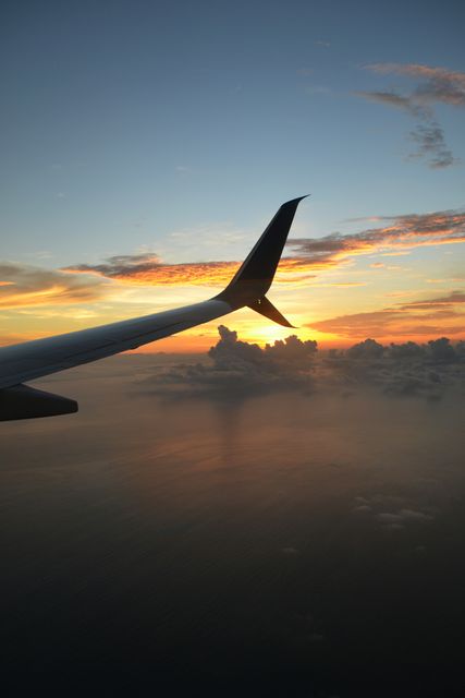 Air airplane beautiful cloud - Download Free Stock Photos Pikwizard.com