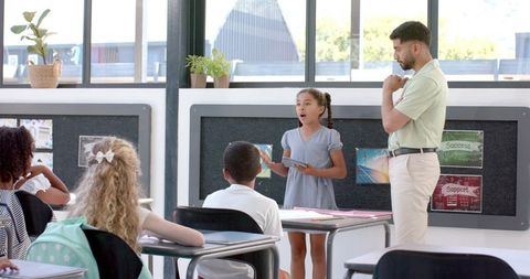 Engaging interactive classroom presentation with diverse students