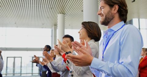 Diverse Business Professionals Applauding at Successful Seminar - Download Free Stock Images Pikwizard.com