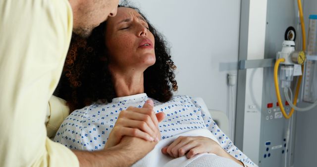 Woman in Labor Supported by Partner in Hospital - Download Free Stock Images Pikwizard.com