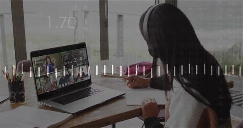 Student engaged in online learning environment