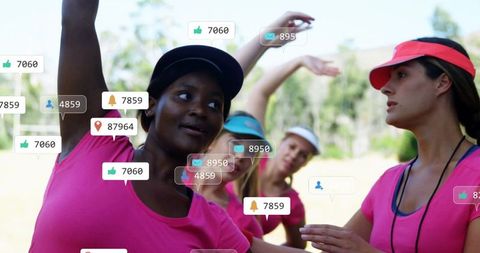 Interactive outdoors: social media connected group fitness