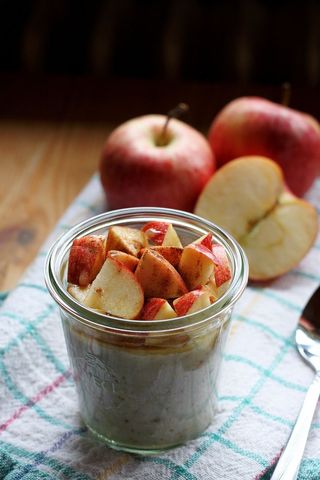 Healthy Apple Cinnamon Overnight Oats in Glass Jar