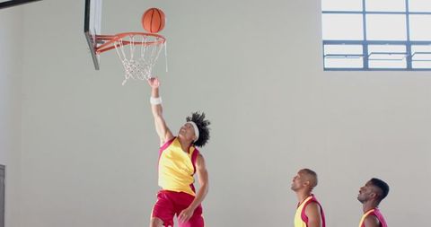 Dynamic Basketball Action Indoor Game