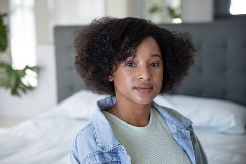 Cozy and Modern Bedroom with Relaxing Atmosphere