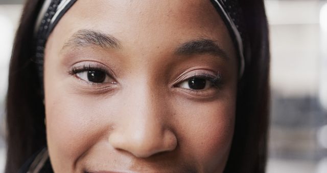 Confident African American Businesswoman Smiling with Bright Eyes - Download Free Stock Images Pikwizard.com