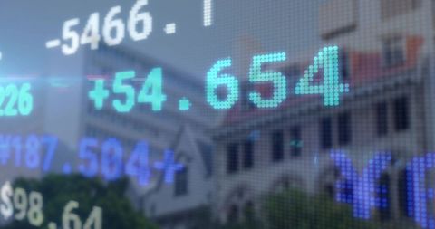 Digital Financial Data Overlay on Urban Architecture