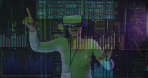 Innovative Virtual Reality Data Interaction in Futuristic Data Center