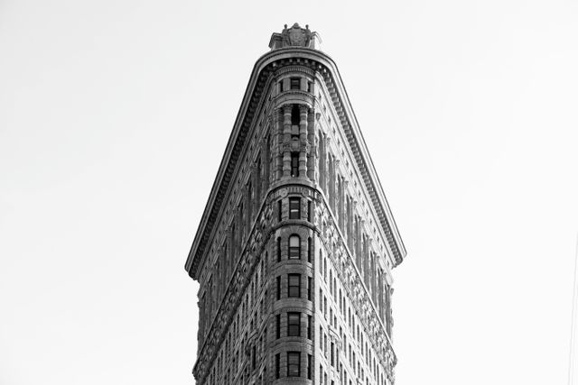 Black and White View of Historic Flatiron Building on Clear Day - Download Free Stock Images Pikwizard.com