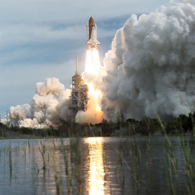 Space Shuttle Endeavour Liftoff in 1995 from NASA's Launch Pad 39A - Download Free Stock Photos Pikwizard.com