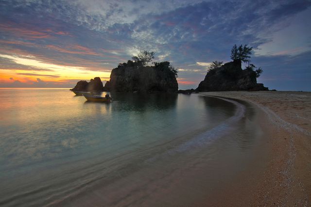 Tranquil Tropical Beach at Sunset - Download Free Stock Photos Pikwizard.com