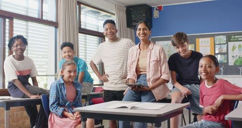 Diverse Class Group Engaging in Interactive Learning