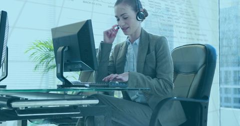 Businesswoman Engaged in Global Finance Data Processing Office - Download Free Stock Images Pikwizard.com