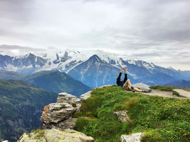Cliff edge french alps selfie - Download Free Stock Photos Pikwizard.com