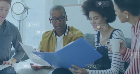 Team Analysis: Bridging Business Discussions with Social Media Analytics