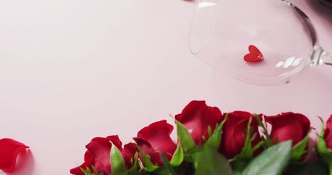 Red Roses with Wine Glass and Heart for Romantic Valentine’s Celebration - Download Free Stock Images Pikwizard.com