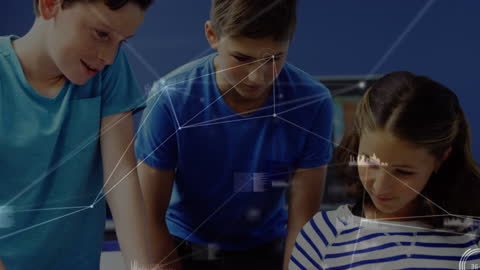 Students in Digital Learning Environment Collaborating