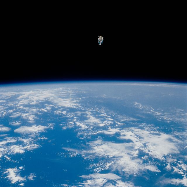 S84-27031 (7 Feb 1984) --- Astronaut Bruce McCandless II, 41-B mission specialist, reaches a maximum distance from the Challenger before reversing direction his manned maneuvering unit (MMU) and returning to the Challenger.  A fellow crewmember inside the vehicle's cabin took this photograph with a 70mm camera.  The untethered EVA marked the first such experience for astronauts.