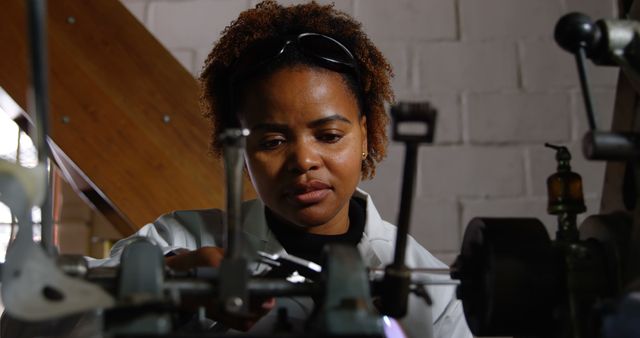 Focused African American Scientist Conducting Laboratory Experiment - Download Free Stock Images Pikwizard.com